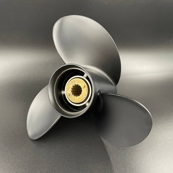 Гребной винт Mercury 25-70 (3x10-3/8x14) Гребной винт Mercury 25-70 (3x10-3/8x14)