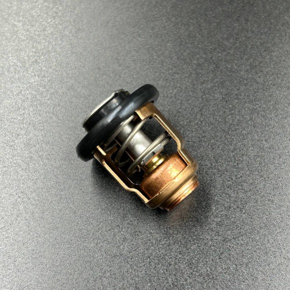 Термостат Honda 135-150 (19300-ZY6-003) (Honda) Термостат Honda 135-150 (19300-ZY6-003) (Honda)