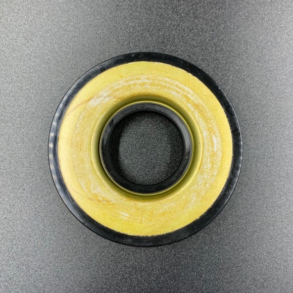 Сальник коленвала снегоход Yamaha VK540 (93103-32095) (32x78x9.5) (RT) Сальник коленвала снегоход Yamaha VK540 (93103-32095) (32x78x9.5) (RT)
