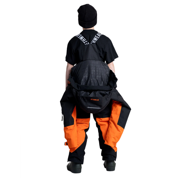 Комбинезон Jethwear Odin & Olivia с утеплителем Black/Orange, 146-152 Комбинезон Jethwear Odin & Olivia с утеплителем Black/Orange, 146-152