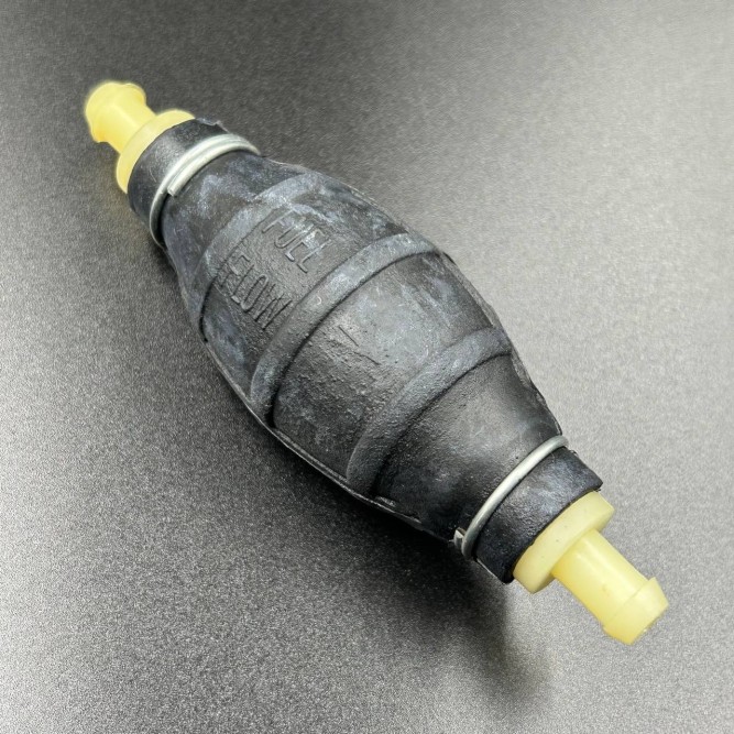 Груша топливоподкачивающая универсальная (8mm) (KINETIX)