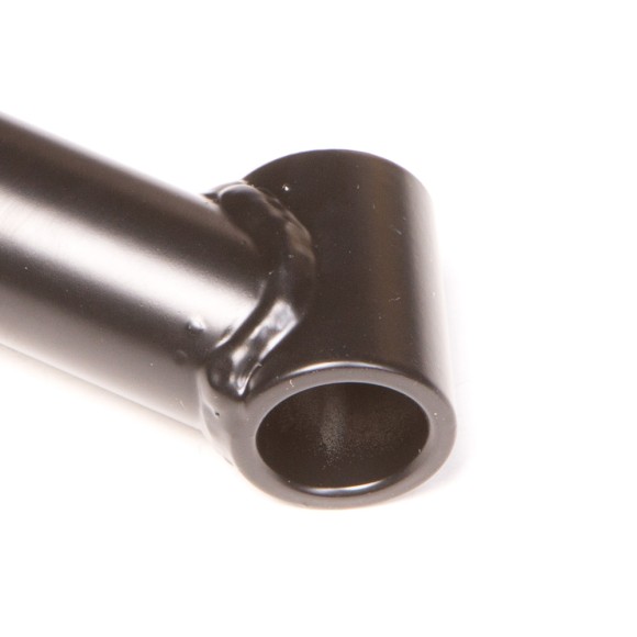 Нижний рычаг правый BRP SM-08205R