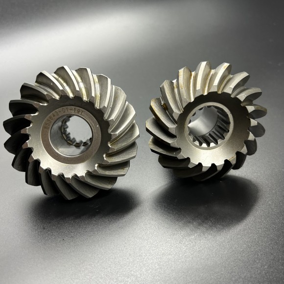 Шестерни  верхнего редуктора Mercruiser Alpha One (1.81 редукция) (Osaka)