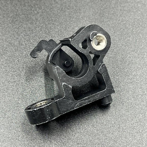 Крепление датчика трима Suzuki DF40-90A (Suzuki)