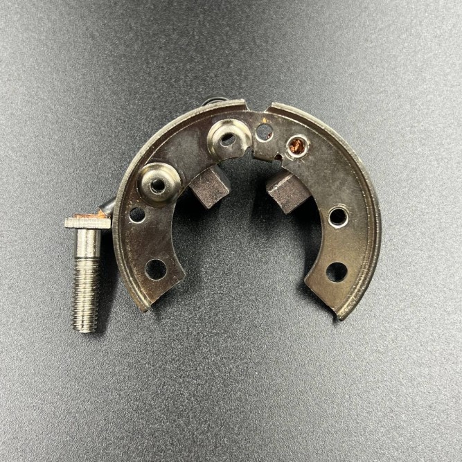 Щеточный узел Yamaha 40-70, Suzuki 20-40 (PREMARINE)