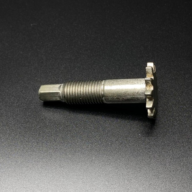 Шпилька стальная диам. 11 мм PINION STUD (Quicksilver)