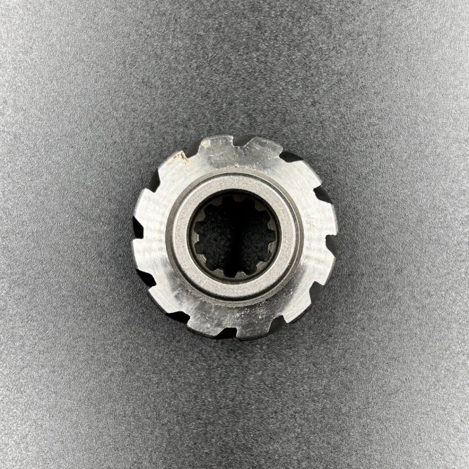 Шестерня вертикального вала (Пиньон) Suzuki DF,DT 9,9-15 (57311-93910; 57311-93901) (KACAWA)