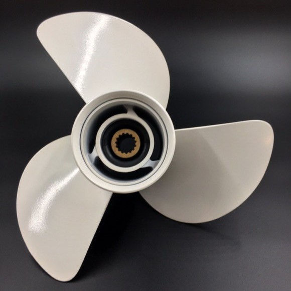 Гребной винт Yamaha 60-140, F70-F130 (3x13-5/8x13) Гребной винт Yamaha 60-140, F70-F130 (3x13-5/8x13)